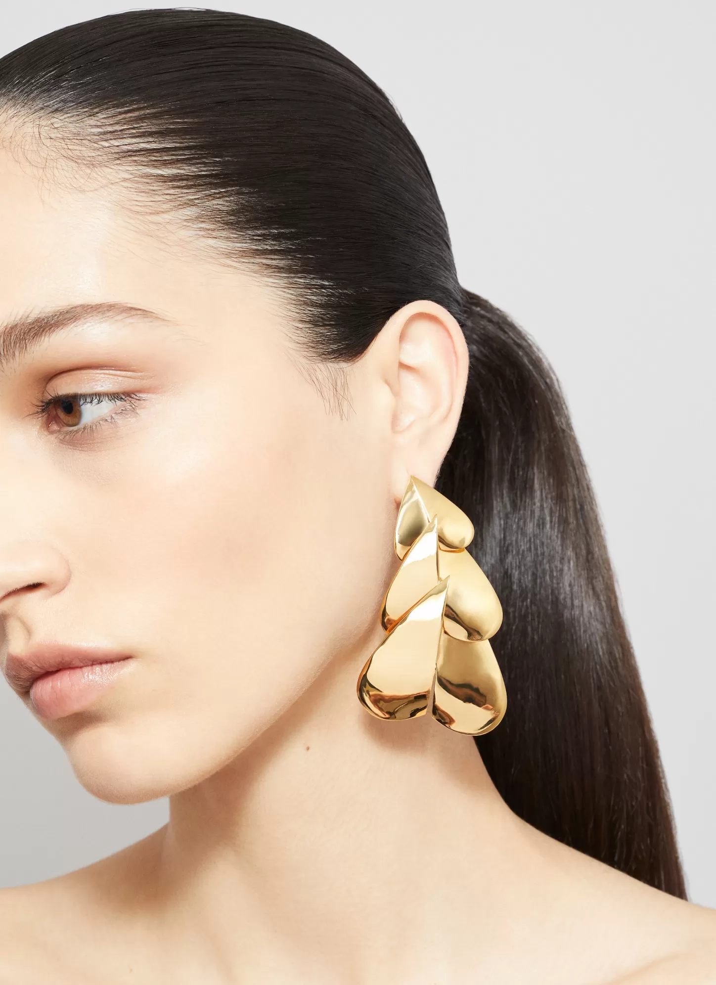 Alaïa LE CŒUR LONG EARRINGS Gold Discount