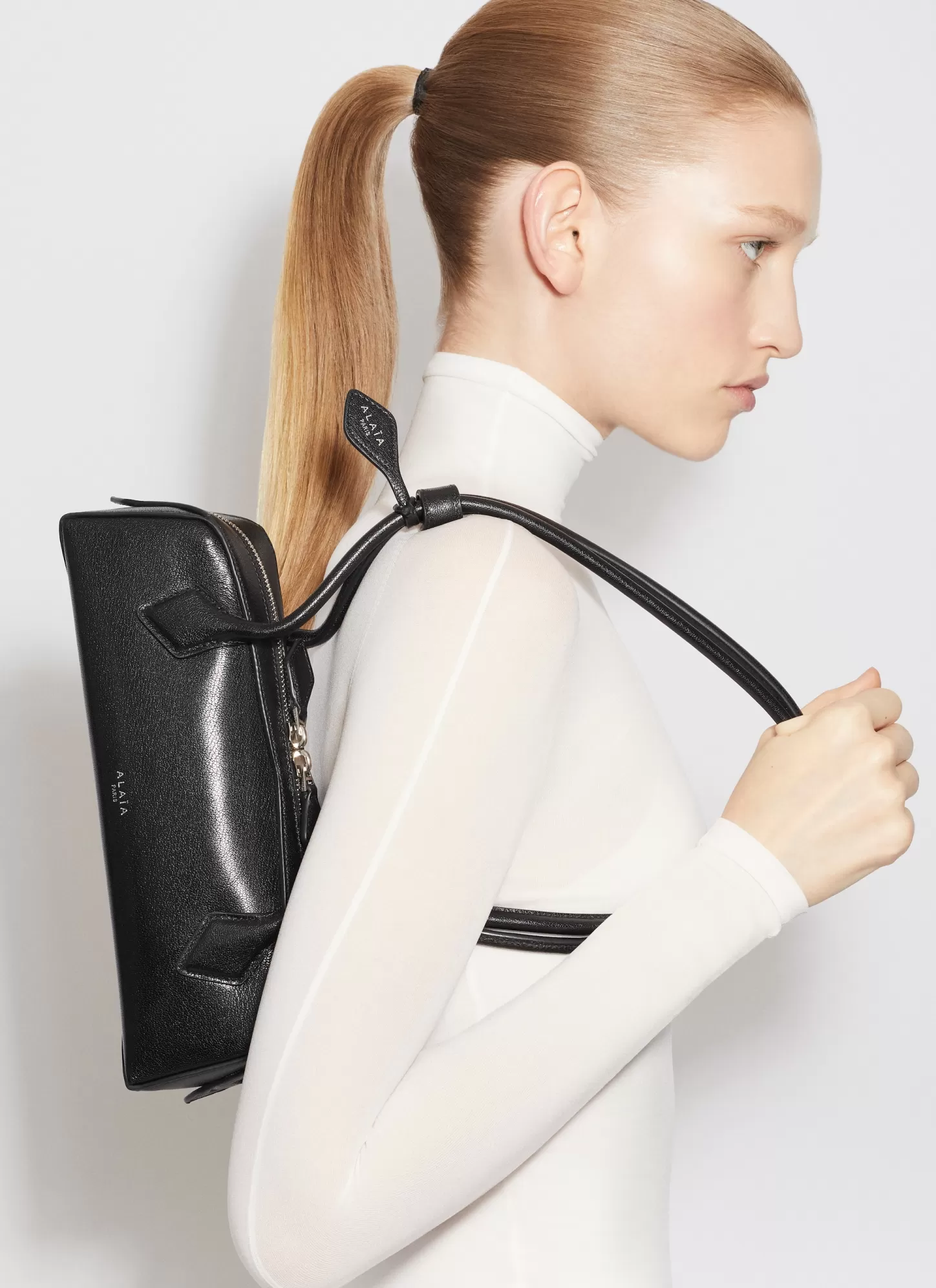 Alaïa LE TECKEL SMALL BAG IN GOATSKIN Black Fashion