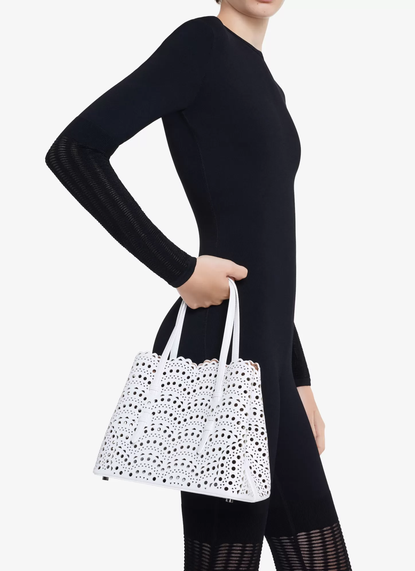 Alaïa MINA 25 BAG IN VIENNE WAVE CALFSKIN Optic White Hot