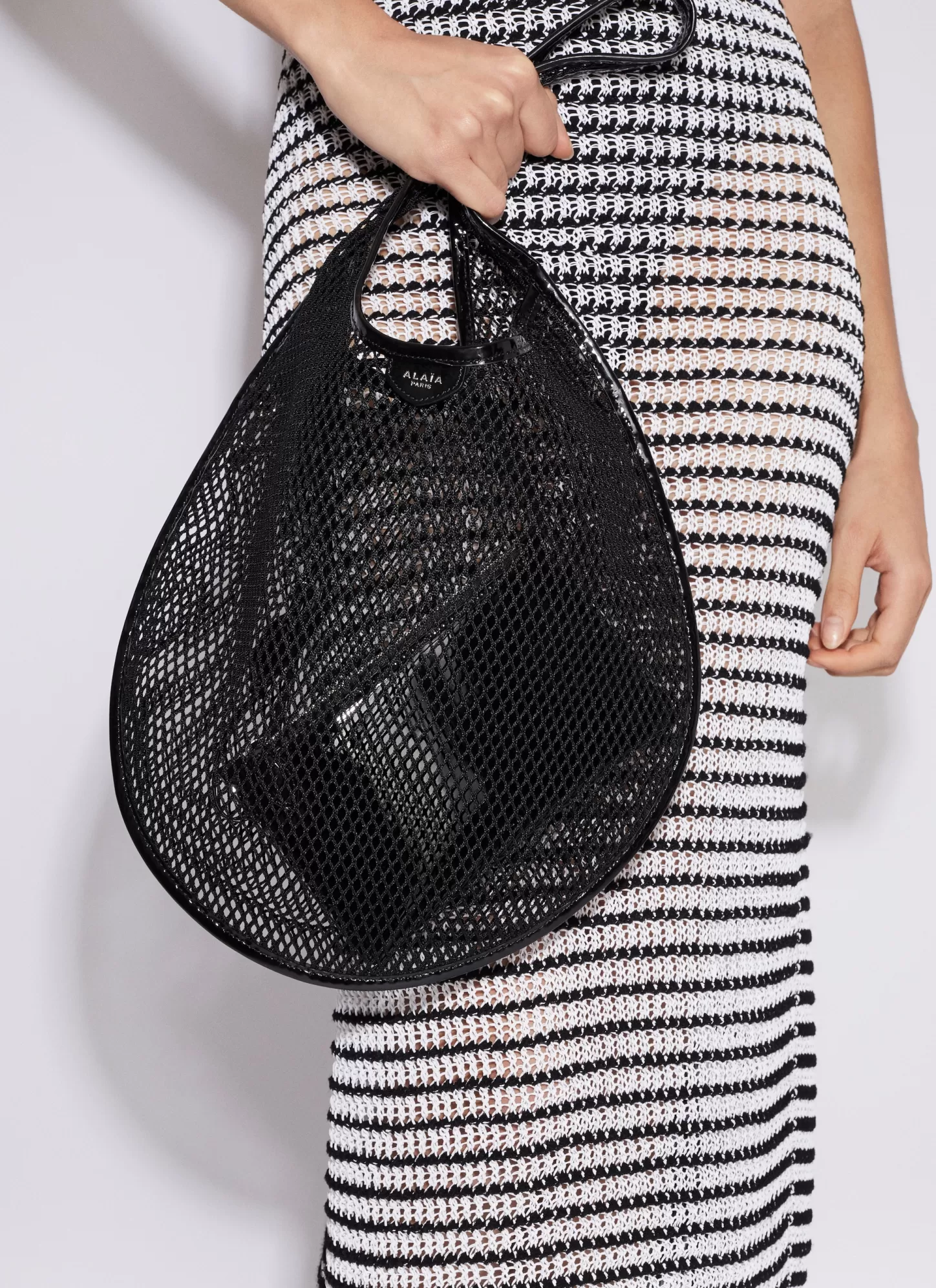 Alaïa ONE PIECE MEDIUM BAG IN FISHNET Black Store