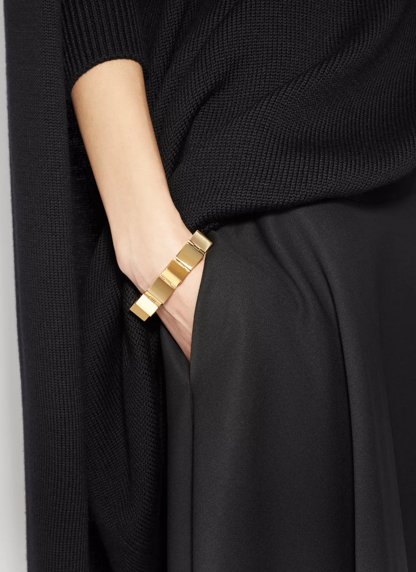 Alaïa PYRAMID BRACELET Gold Best