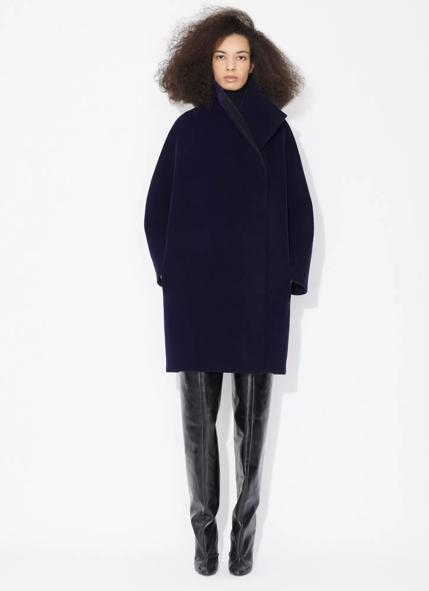 Alaïa ROUND COAT Blue Jeans Store